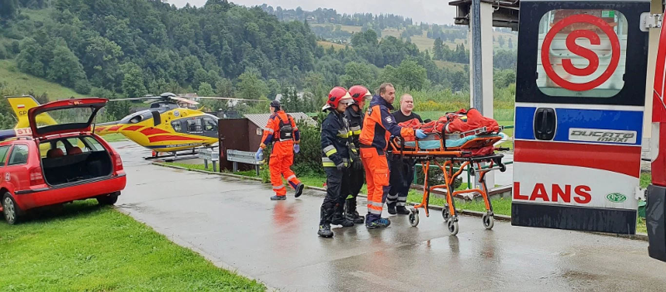 Πέντε νεκροί κι εκατό τραυματίες από φονικούς κεραυνούς σε Πολωνία και Σλοβακία